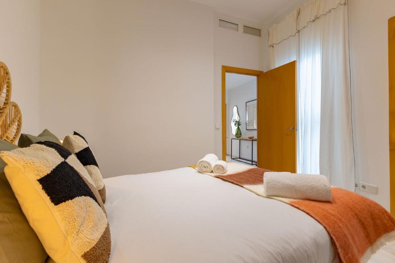 Terceros City Center Deluxe By Valcambre — Photos 3
