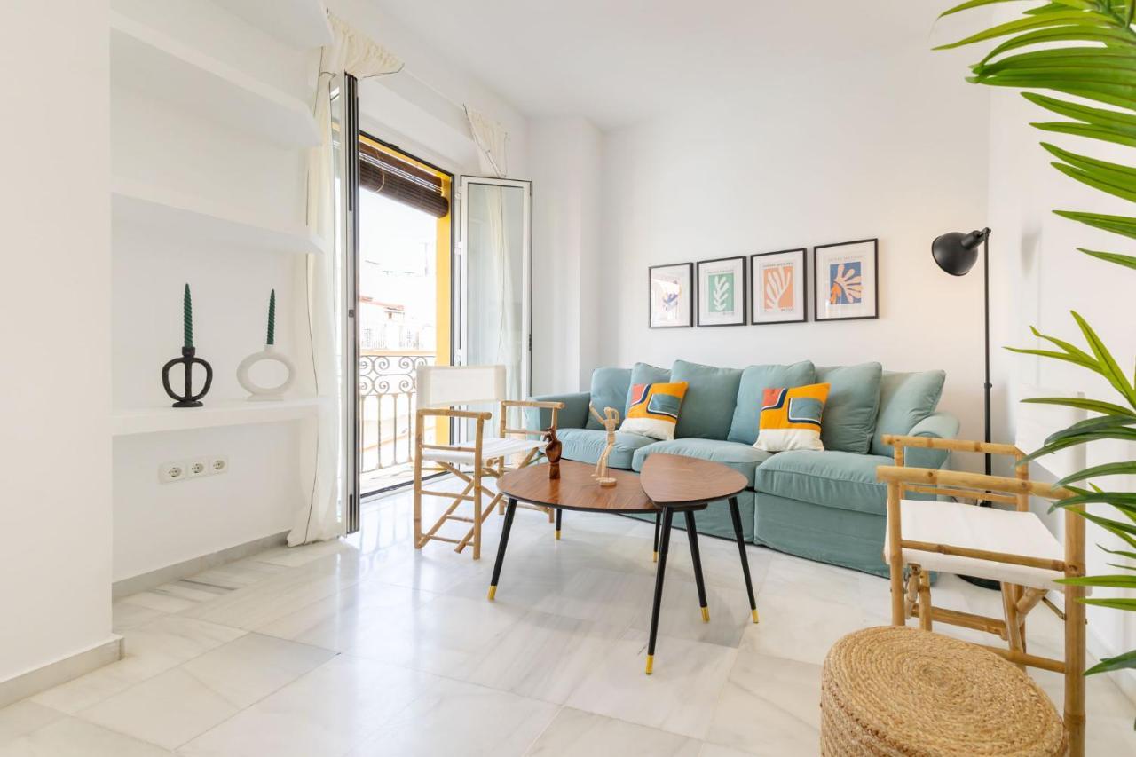 Terceros City Center Deluxe By Valcambre — Photos 2